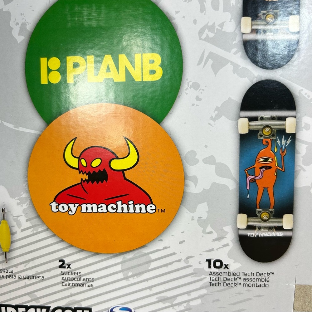 New Tech Deck Ultra Pro SK8 Shop Bonus Exclusive 20 Skateboard Fingerboard Set - Picture 12 of 14